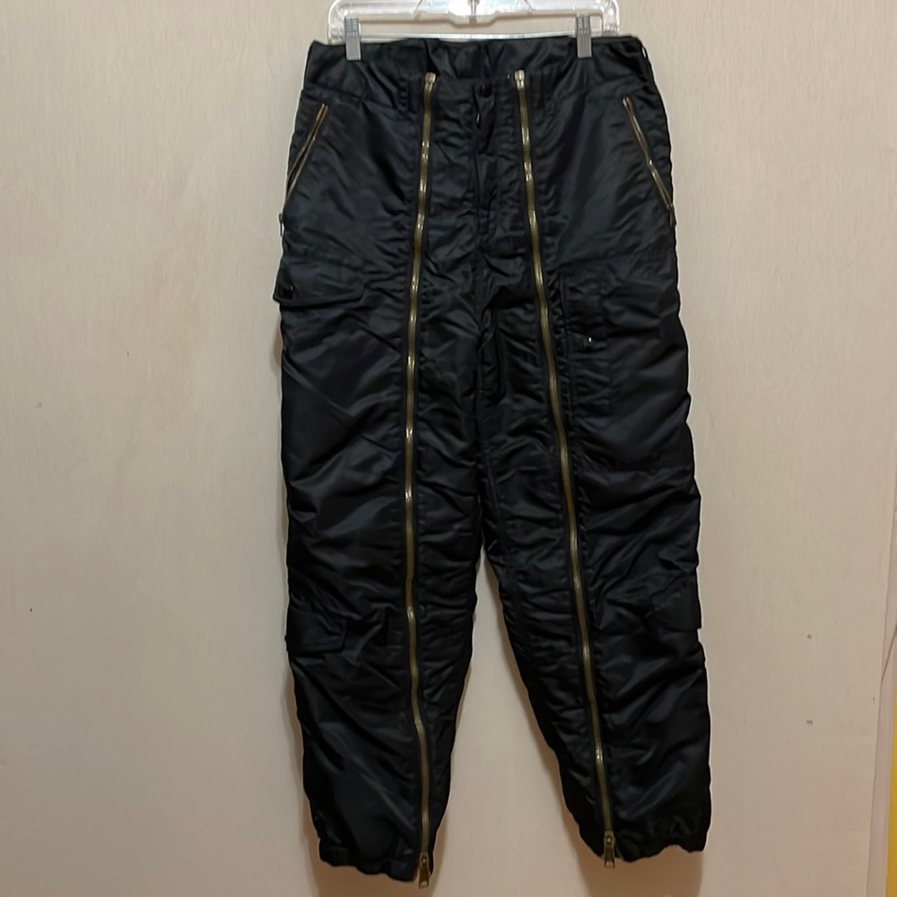 Supreme nylon flight pants black size medium